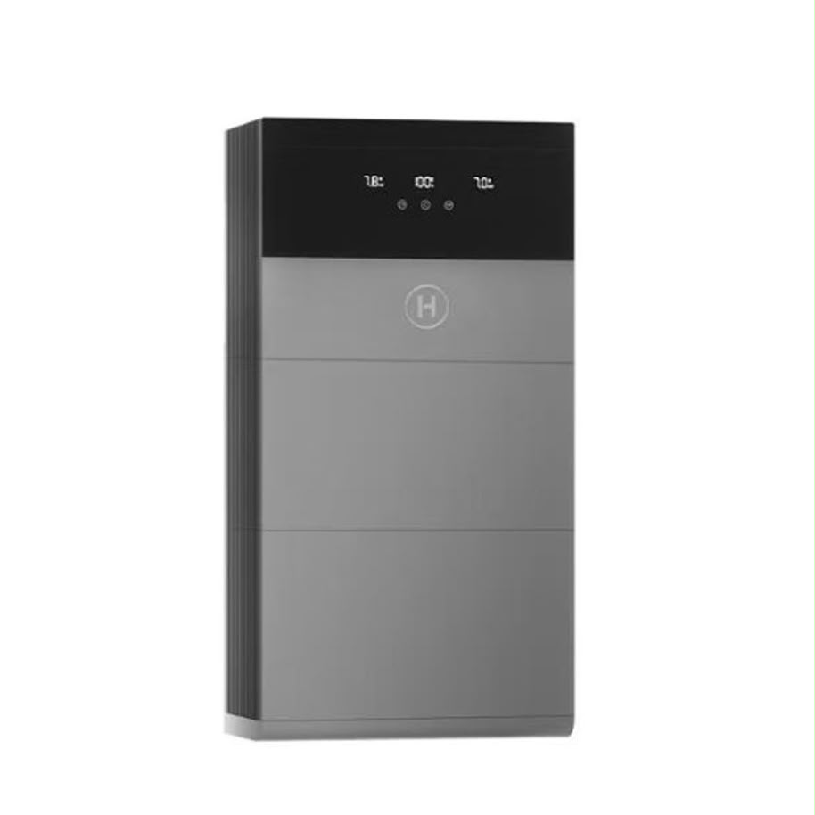 Grijze elektrische muurverwarmer met display.